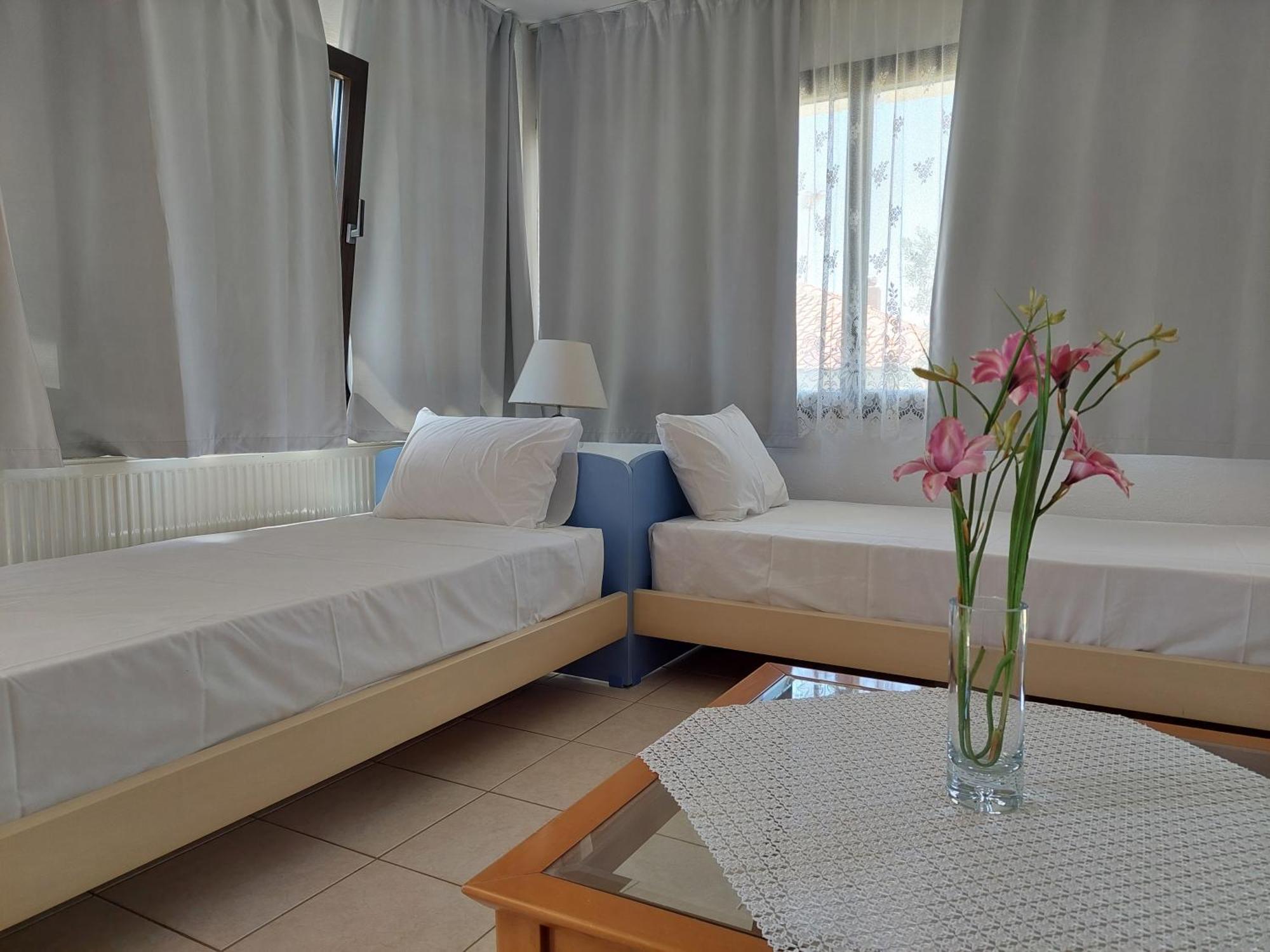 Dora'S House Comfortable Apartment With A Yard And View 피르가디키아 외부 사진